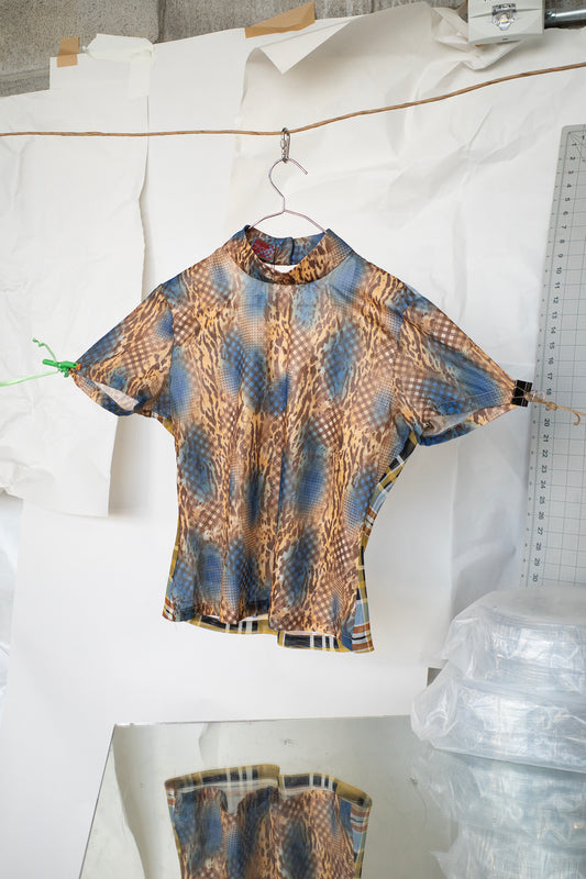 Short Sleeve Shirt w/ V Back, Leopard
